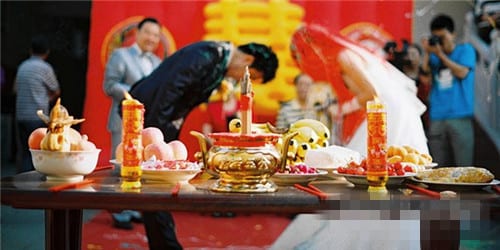 結(jié)婚拜堂儀式流程 拜天地的由來解析  第3張
