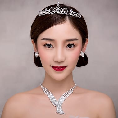 今年最火的6種新娘發型風格，每一種都超美！一定有適合你的！  第9張