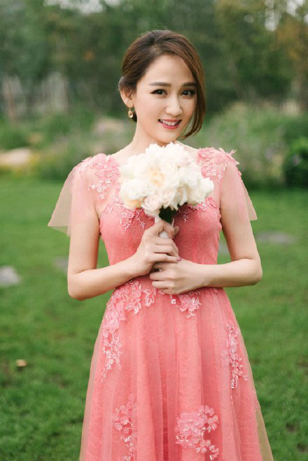是不是塑料姐妹情，從她給你選伴娘服就看出來了！  第16張