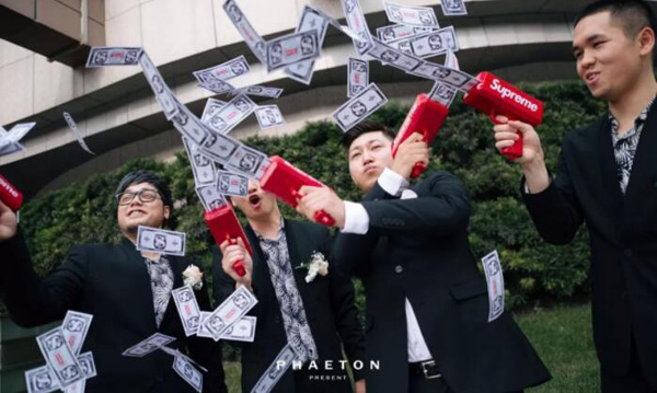 拍照不會擺pose？這些“心機道具”必須要get！  第15張