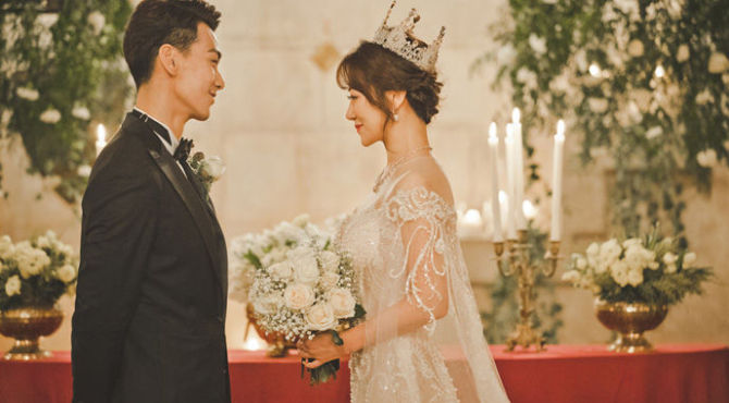 當(dāng)季流行穿什么？看看明星怎么選婚紗！  第8張