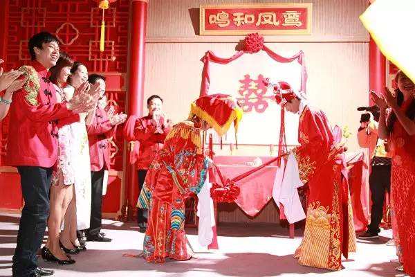 國外婚禮儀式VS國內婚禮儀式  第2張