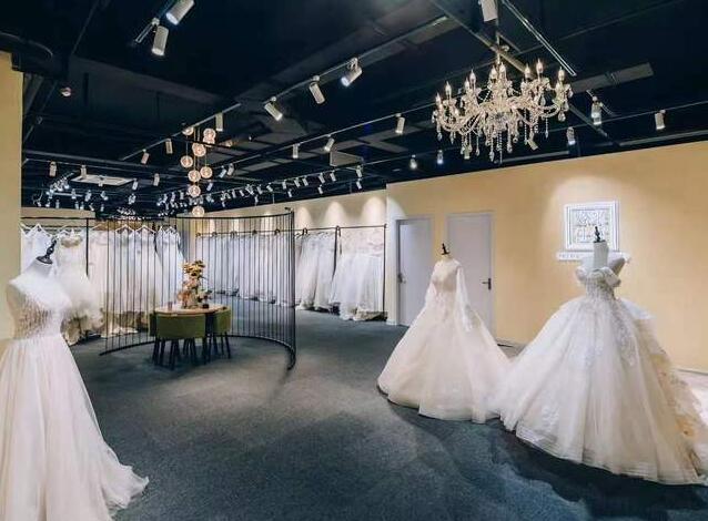 上?；榧喍Y服哪家好？上海婚紗禮服人均消費是多少  第4張