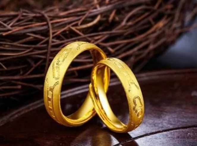 結(jié)婚買首飾原來有這么多學問？三金五金、鉆戒、對戒“一文打盡”！  第2張